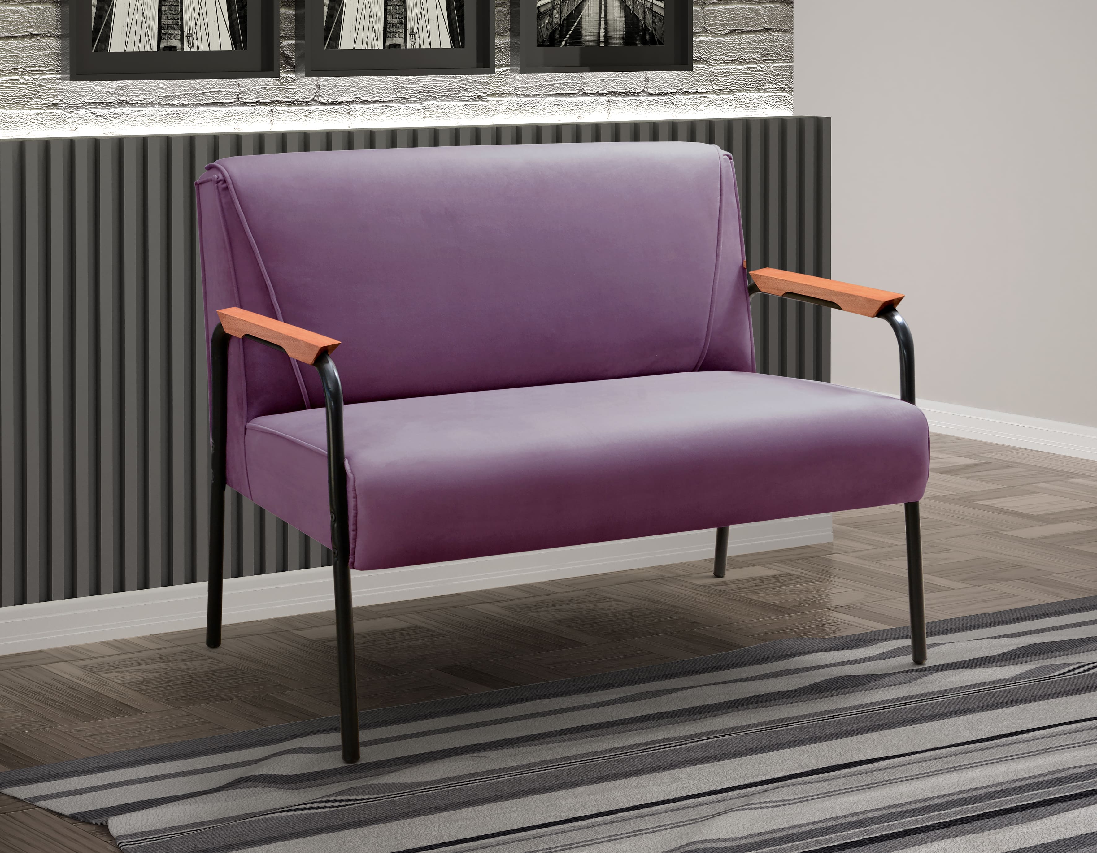 Sofá Namoradeira 2 Lugares Jade Com Apoio De Braço Madeira/metal - Veludo Roxo