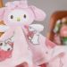 Naninha na Caixinha Turma da Hello Kitty 25x25cm My Melody