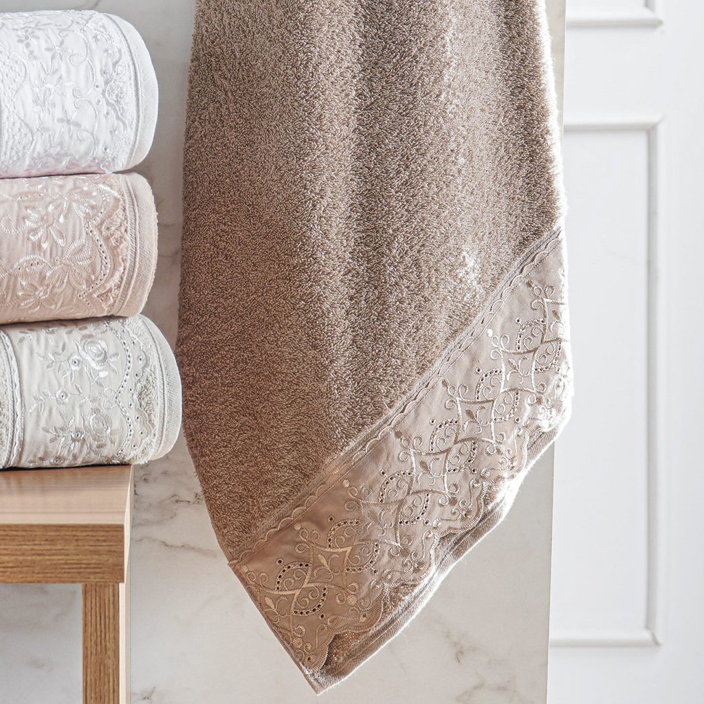 Toalha de Rosto Broderie 50x75cm 100% Algodão 400g/m² Marrom