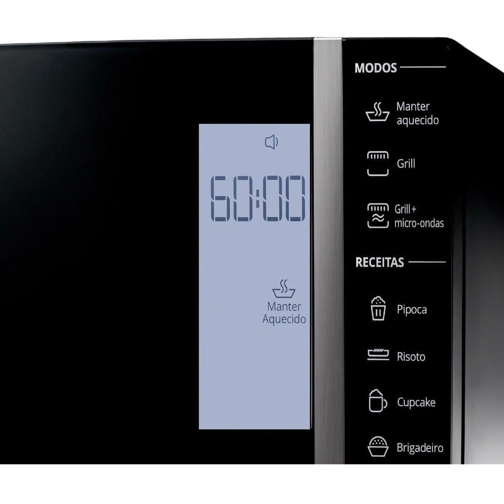 Micro-ondas Brastemp 32L Painel Integrado e Grill Preto 220v