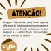 Cadeira Aurora em Linho Bege e Couro Pérola Pés em Metal Dourado
