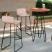 Conjunto 3 Banquetas Dubai em Linho Bege e Metal Preto