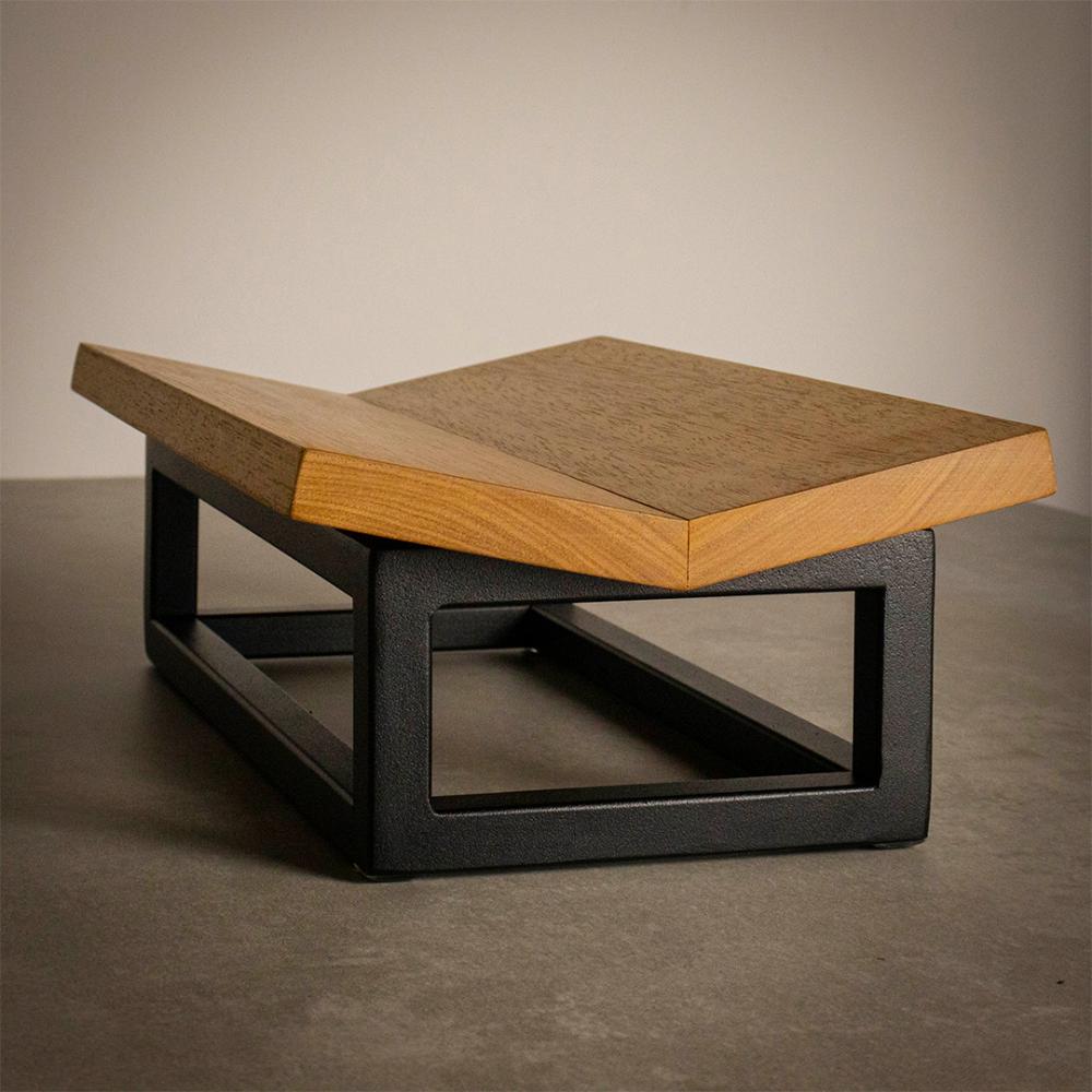 Fruteira de mesa Daily - Madeira e Ferro Cor:Terra Cota