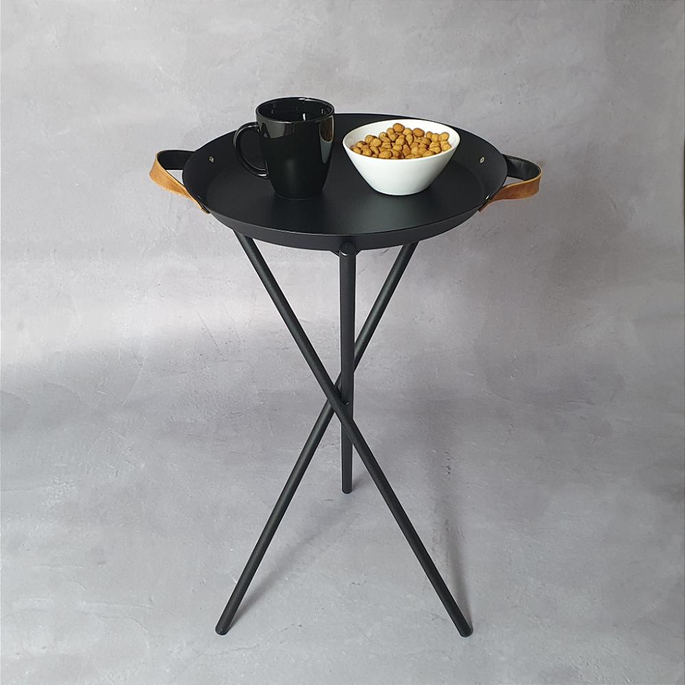 Mesa Lateral Pinheiros Cor:Preto