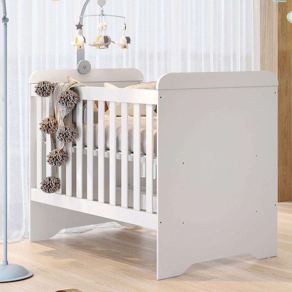 Quarto de Bebê Completo Ariane Berço 3 em 1 Gabrielle Guarda Roupa 3 Portas Cômoda Infantil com Porta 3 Gavetas Branco Carolina Baby