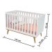 Quarto de Bebê Lígia Retrô Berço 3 em 1 Ludmila Cômoda 4 Gavetas com Porta Branco com Bétula Carolina Baby