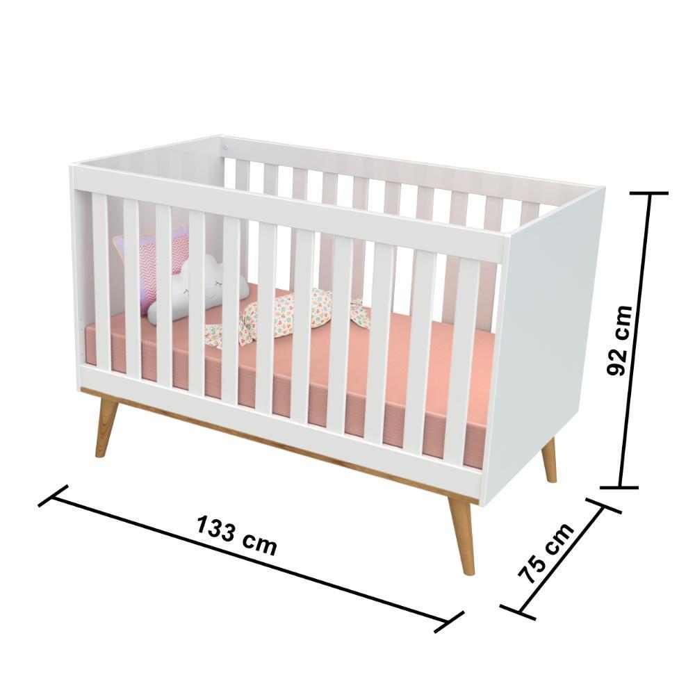 Quarto de Bebê Lígia Retrô Berço 3 em 1 Ludmila Cômoda 4 Gavetas com Porta Branco com Bétula Carolina Baby