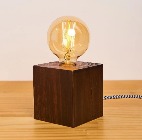 Luminária cubo de madeira imbuia