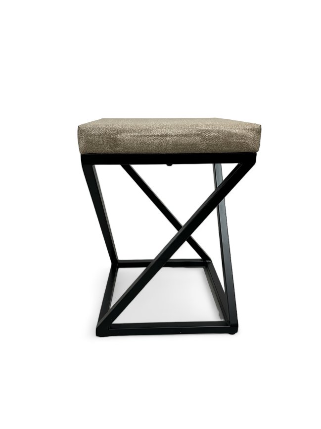 Banquinho Industrial Zênite Estofado - Preto e Bege - 47cm (Cozinha Bar Bistro)