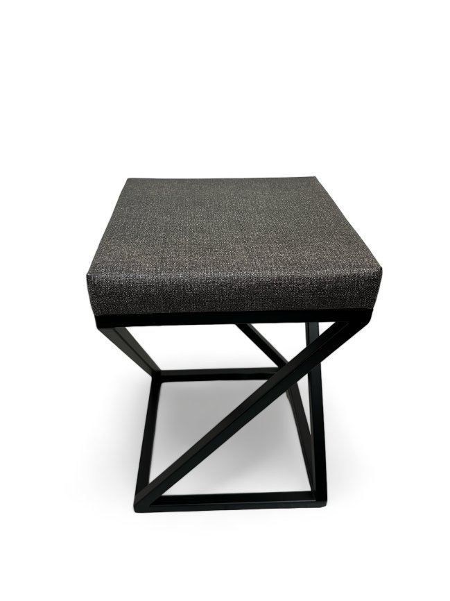 Banquinho Industrial Zênite Estofado - Preto e Cinza - 47cm (Cozinha Bar Bistro)