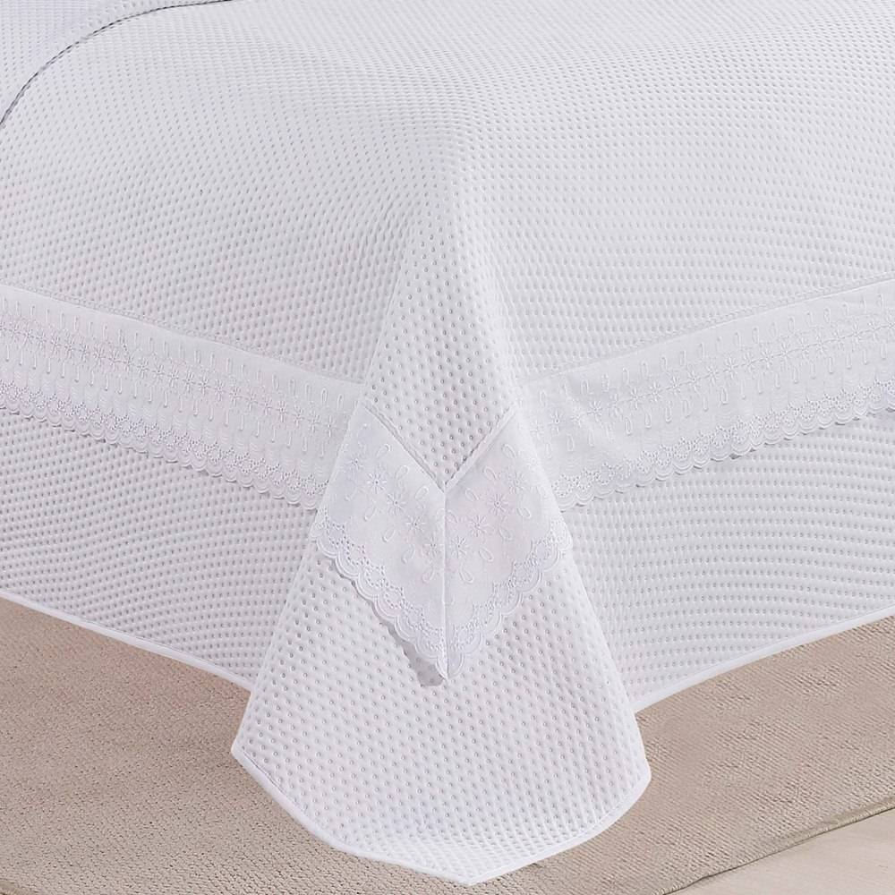 Cobre Leito Queen Majestic Bordado Inglês Micropercal 300 Fios Toque de Algodão 3 Peças - Branco