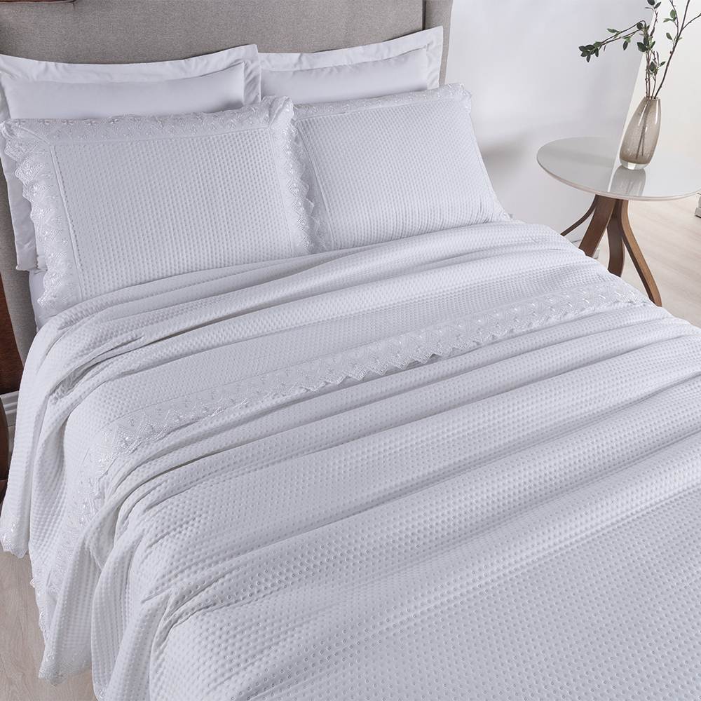 Colcha Queen Home Madrid com Bordado Inglês Micropercal 300 Fios 3 Peças - Branco