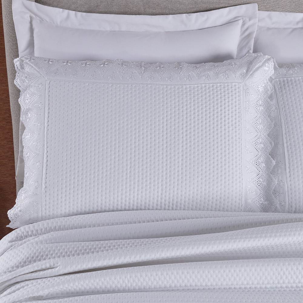 Colcha Queen Home Madrid com Bordado Inglês Micropercal 300 Fios 3 Peças - Branco