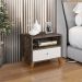 Conjunto 2 Mesas De Cabeceiras 1 Gaveta E 1 Nicho  Castani Com Branco