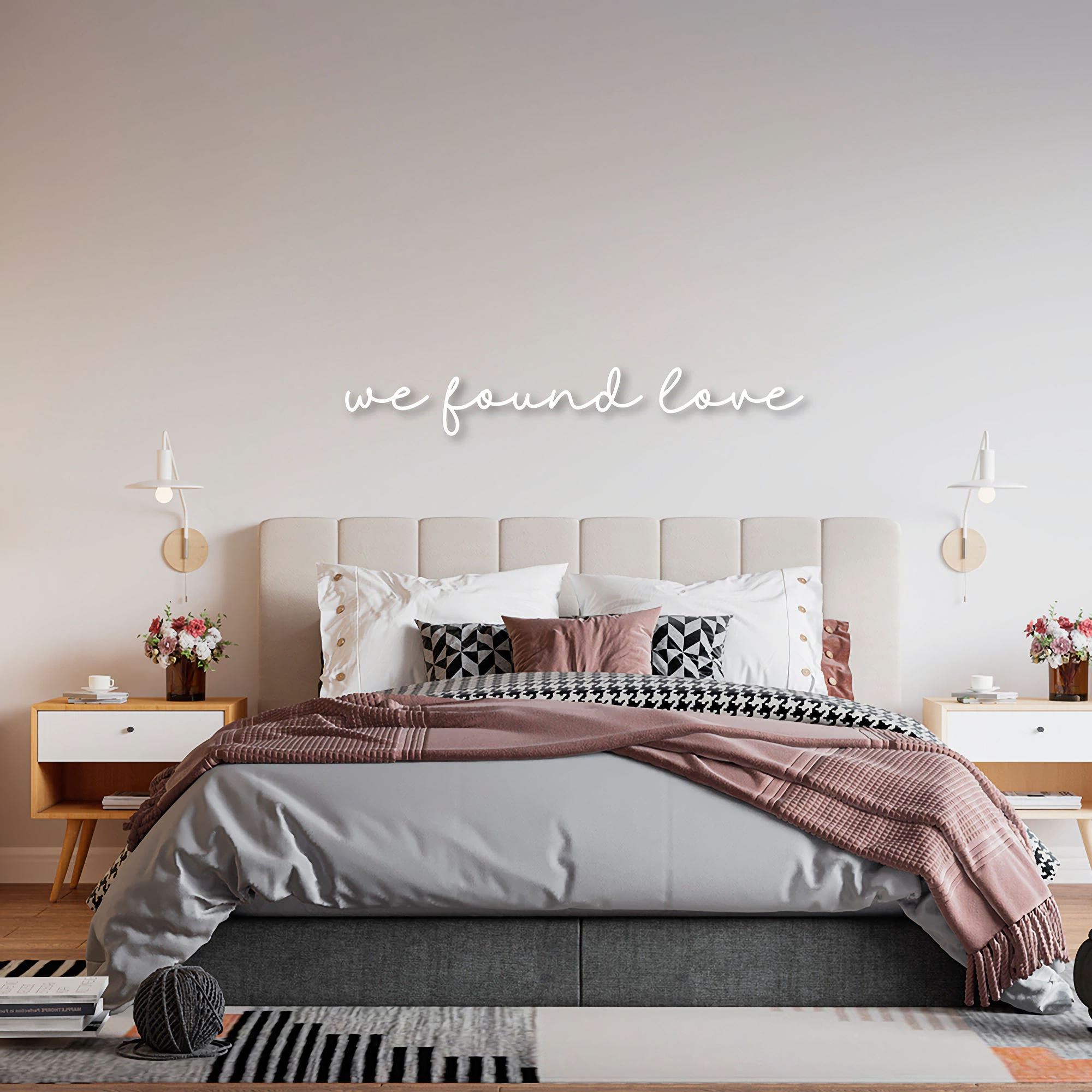 Frase de Parede em Relevo We Found Love 100x15 Branco