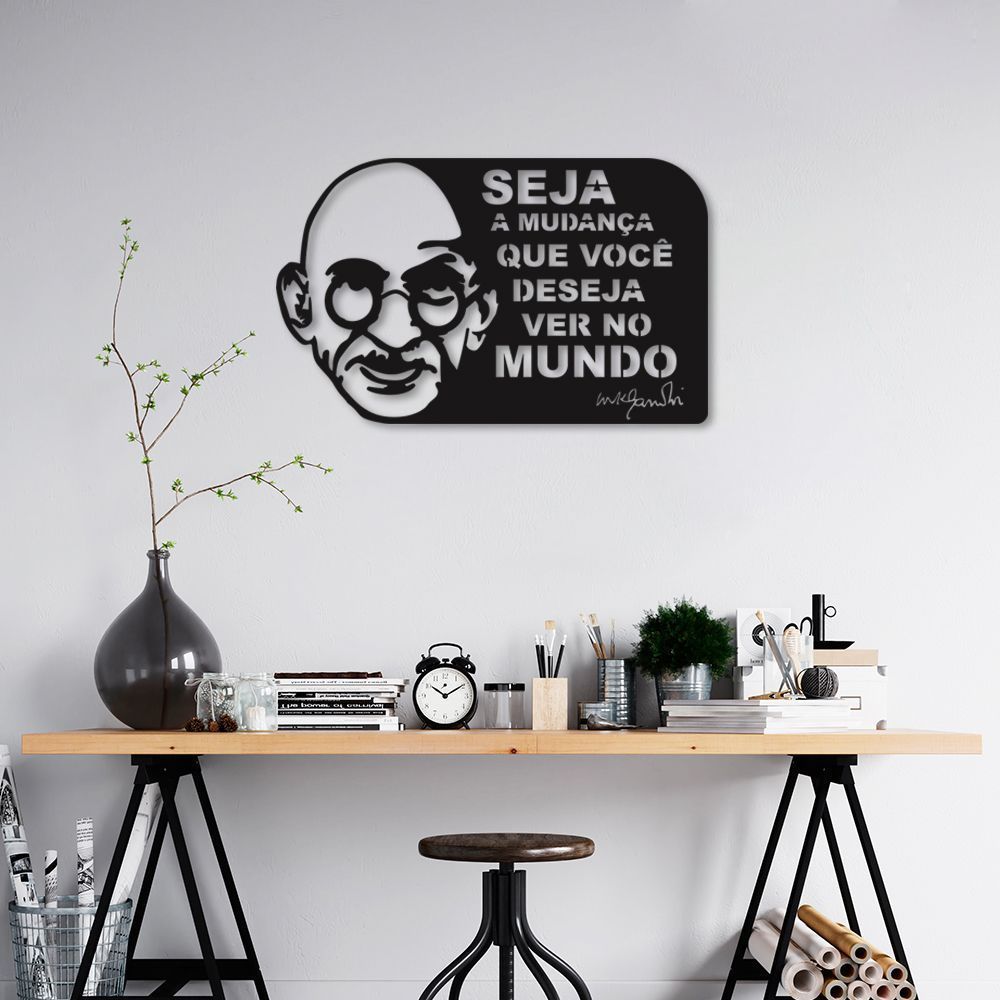 Quadro Escultura Frase Gandhi Seja a Mudança 60x36 Preto