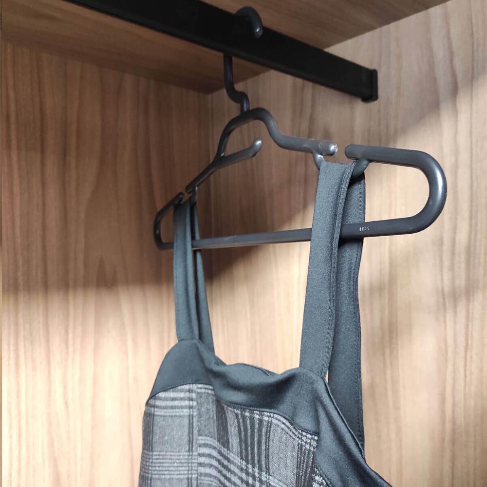 25 Cabides com Cava para Vestidos Alçinhas Regata Preto Lojas Closet Guarda Roupas