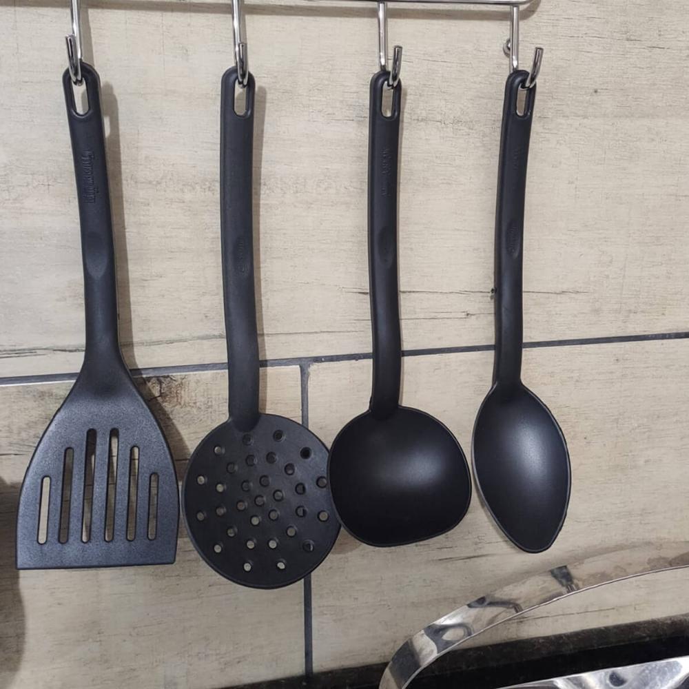 Conjunto 4 Utensílios de Cozinha Plástico Preto Colher Conch