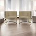Kit 2 Poltronas Decorativas Luna Para Sala de Estar Escritório Recepção Suede Nude Base de Ferro Champagne
