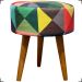 Kit 2 Poltronas Decorativas Para Sala Nina + Puff Estampa Triângulo Colorido Pé Castanho - Clique E Decore
