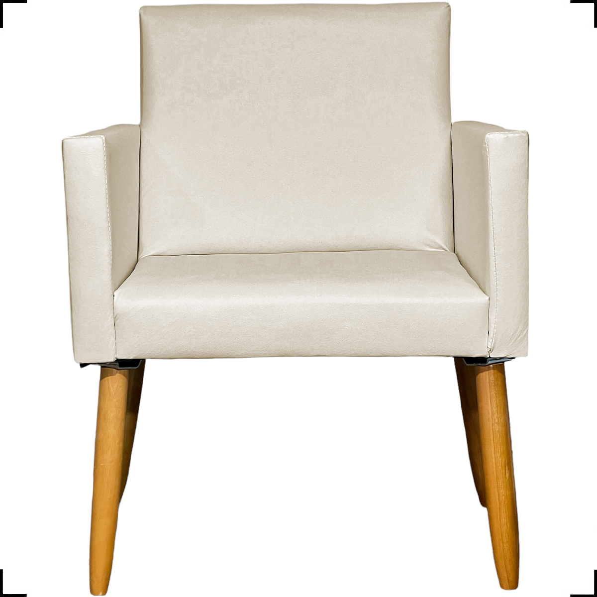 Kit 2 Poltronas Decorativas Para Sala Nina Corino Bege Pé Castanho - Clique E Decore