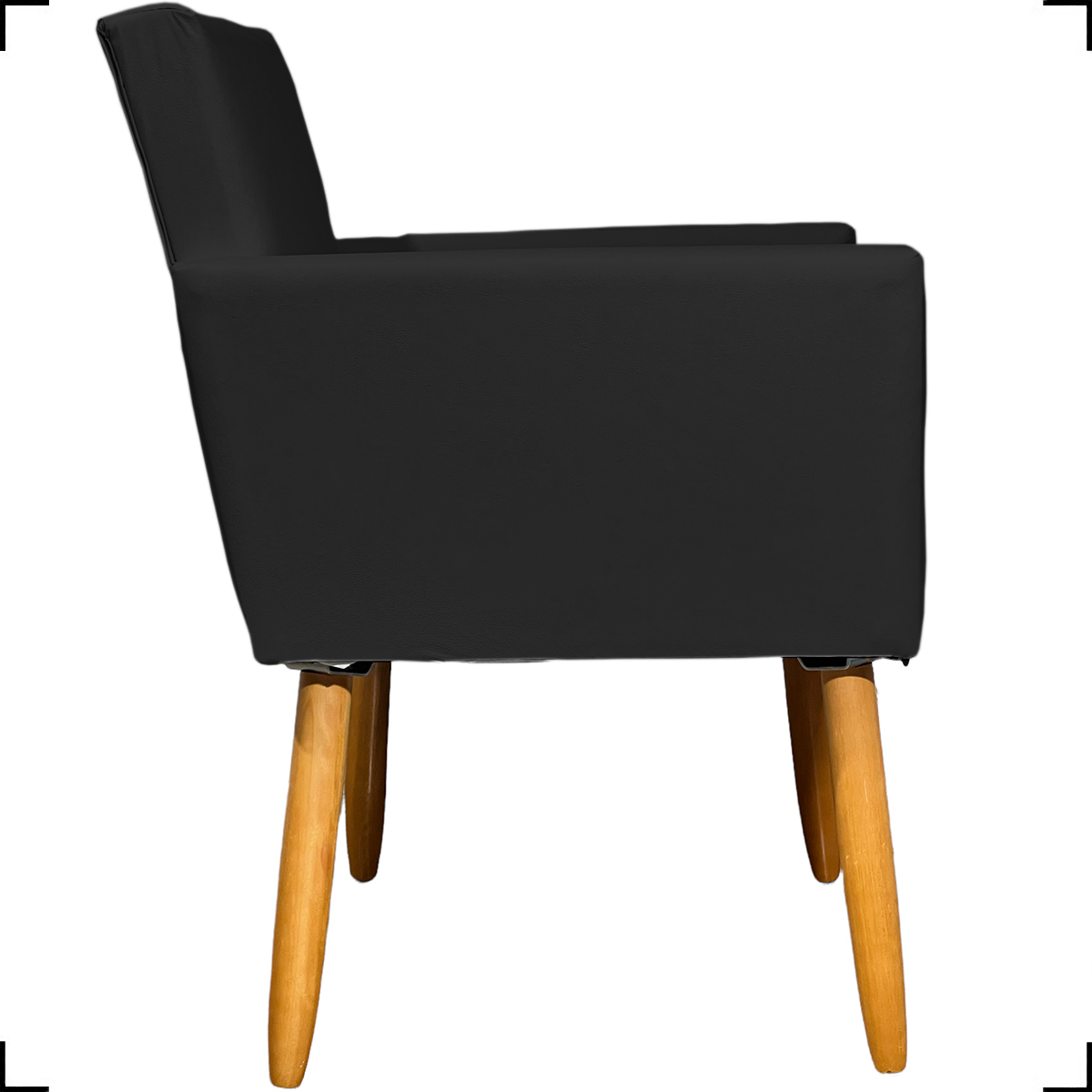 Kit 2 Poltronas Decorativas Para Sala Nina Corino Preto Pé Castanho