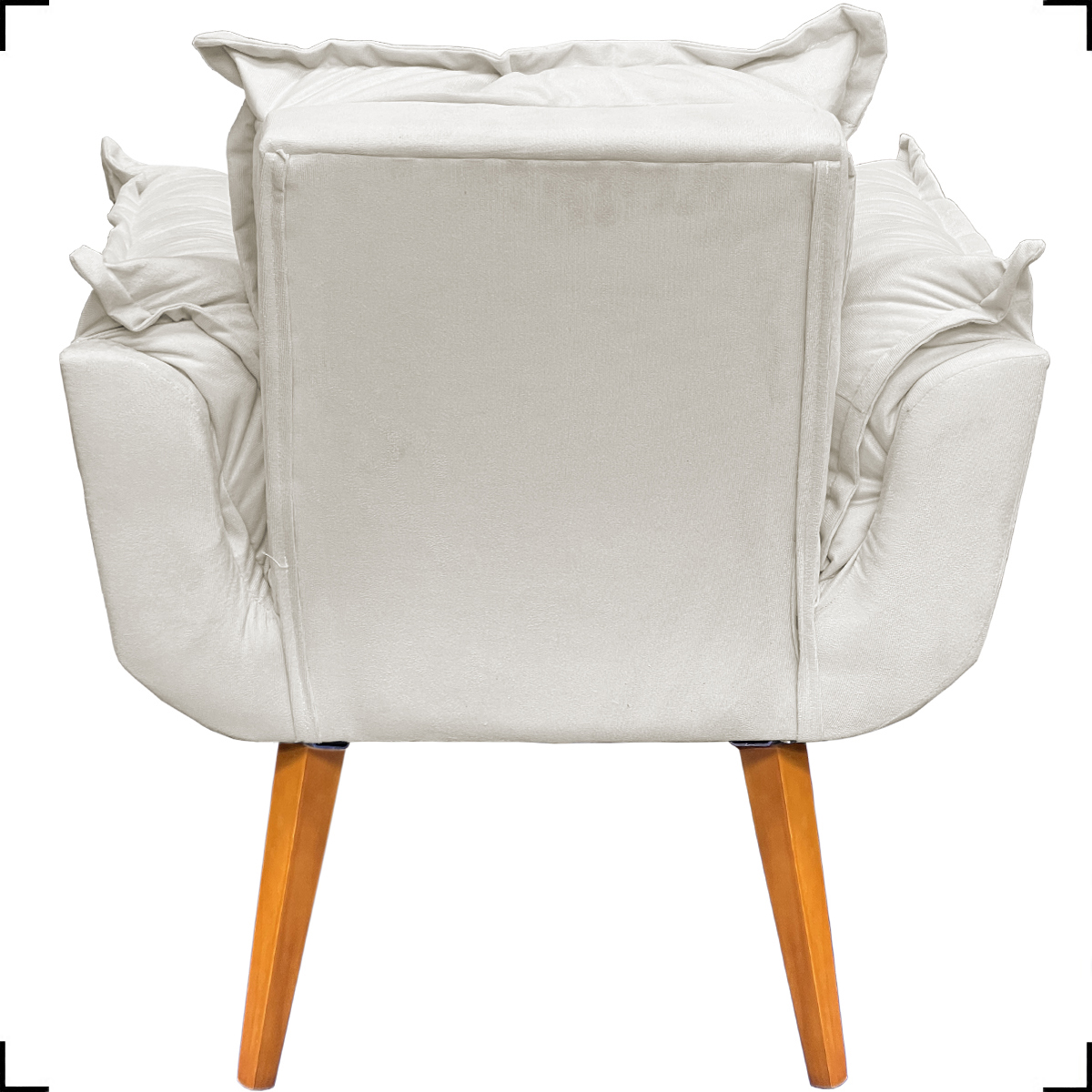 Kit 2 Poltronas Decorativas Para Sala Recepção Manicure ePuff Decorativo Para Quarto Penteadeira Suede Bege