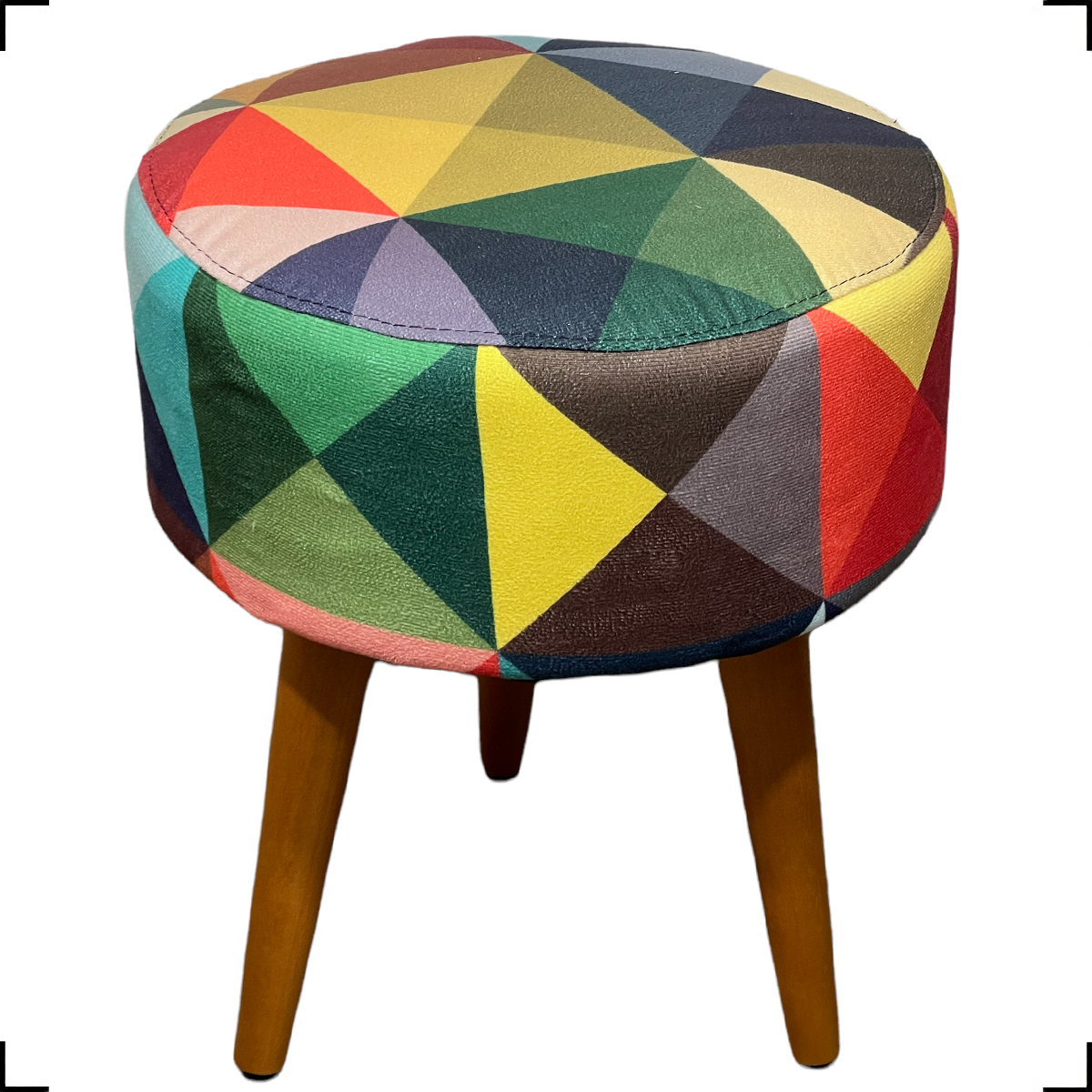 Kit 2 Poltronas Decorativas Para Sala, Quarto, Escritório Isa Suede Azul Turquesa Pé Castanho - Clique E Decore