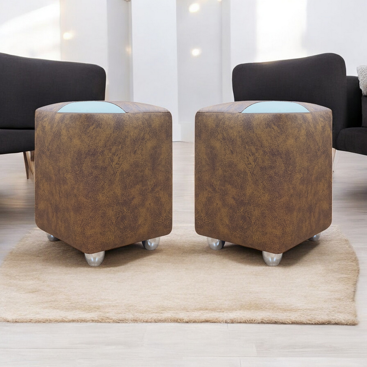 Kit 2 Puffs Decorativos Quadrados Para Sala Penteadeira Urban Tecido Corino Peroba e Bege