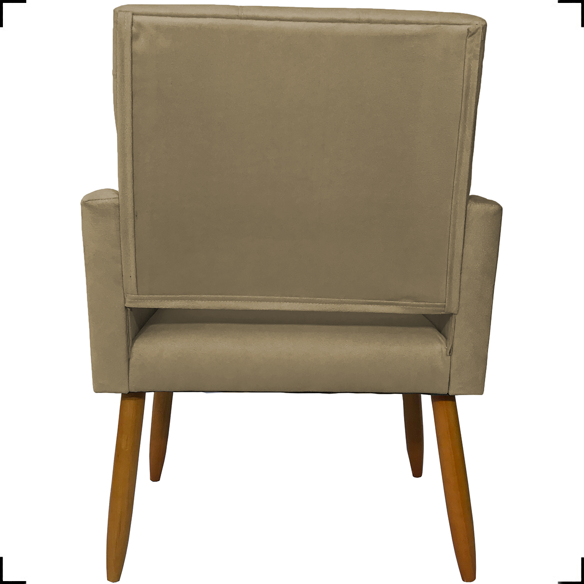 Kit 3 Poltronas Decorativas Confortáveis Para Sala Isa Suede Nude Pé Castanho - Clique E Decore