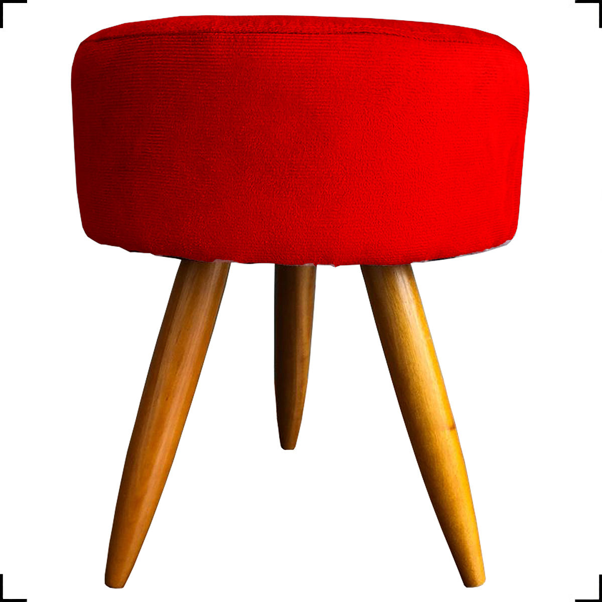Kit 6 Poltronas Decorativas Para Sala, Recepção Nina + 3 Puff Redondo Suede Vermelho Pé Castanho - Clique E Decore