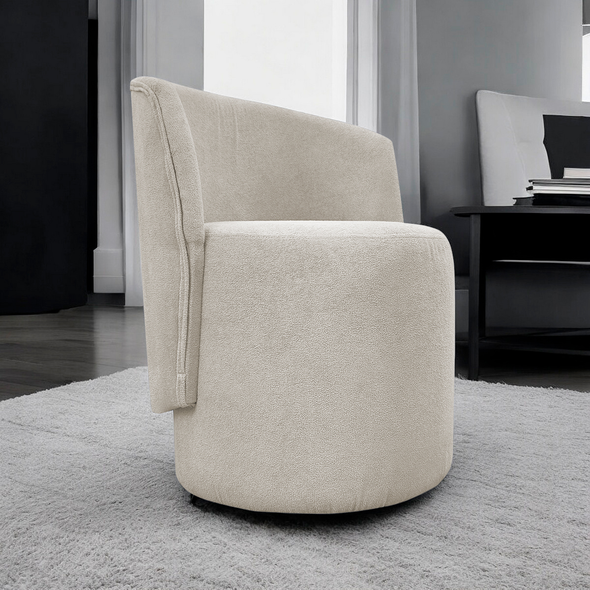 Poltrona Decorativa Orgânica Para Sala Recepção Aura Boucle Luxo Premium Bege