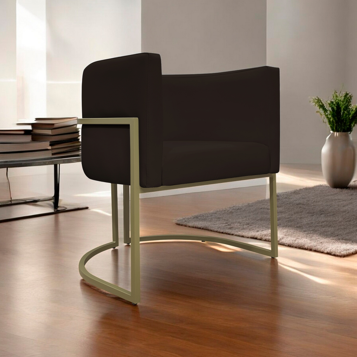 Poltrona Decorativa Para Sala Luna Reforçada Escritório Consultório Recepção Corino Marrom Base de Ferro Champagne