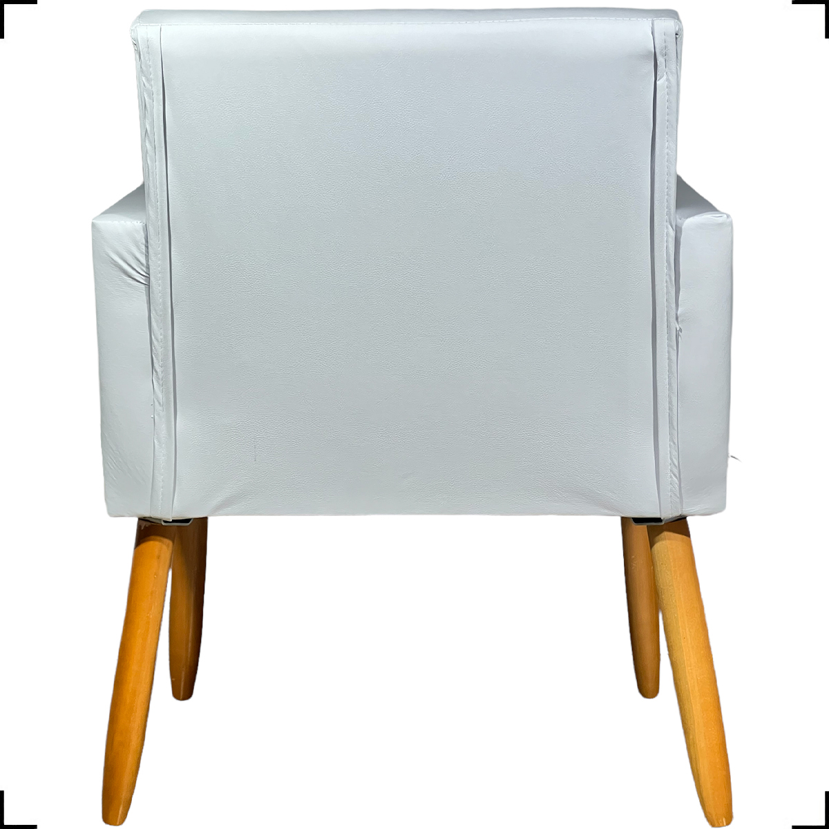 Poltrona Decorativa Para Sala Recepção Consultório Escritório Nina Corino Branco