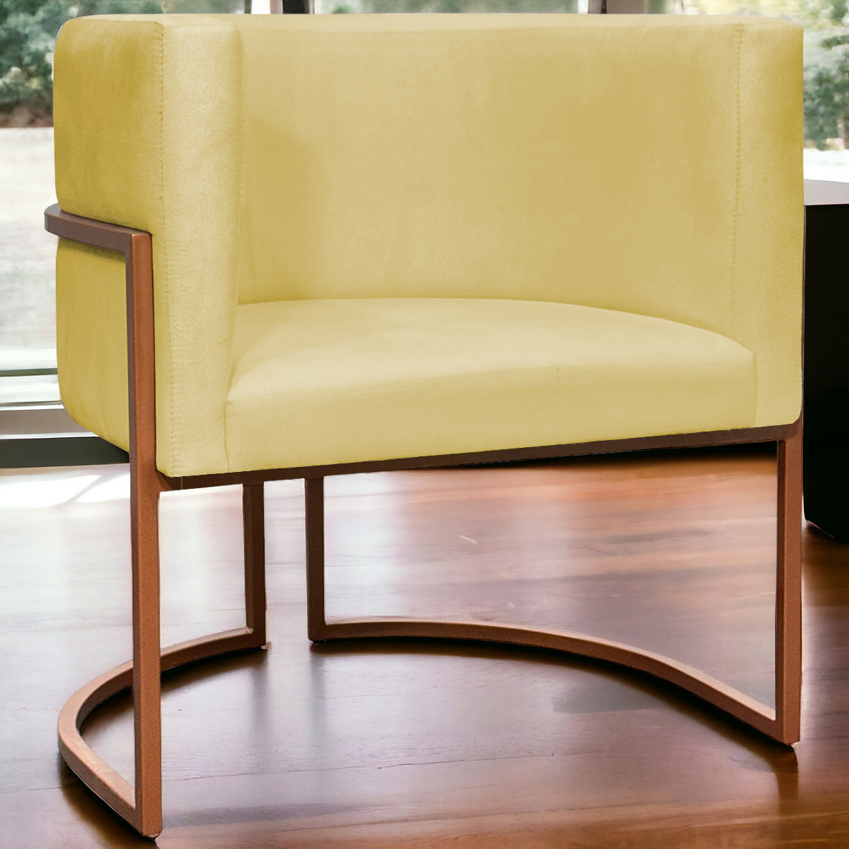 Poltrona Decorativa Para Sala Recepção Manicure Escritório Luna Suede Amarelo Base de Ferro Bronze