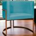 Poltrona Decorativa Para Sala Recepção Manicure Escritório Luna Suede Azul Turquesa Base de Ferro Bronze