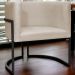 Poltrona Decorativa Para Sala Recepção Manicure Escritório Luna Suede Bege Base de Ferro Preto