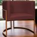 Poltrona Decorativa Para Sala Recepção Manicure Escritório Luna Suede Bordô Base de Ferro Bronze