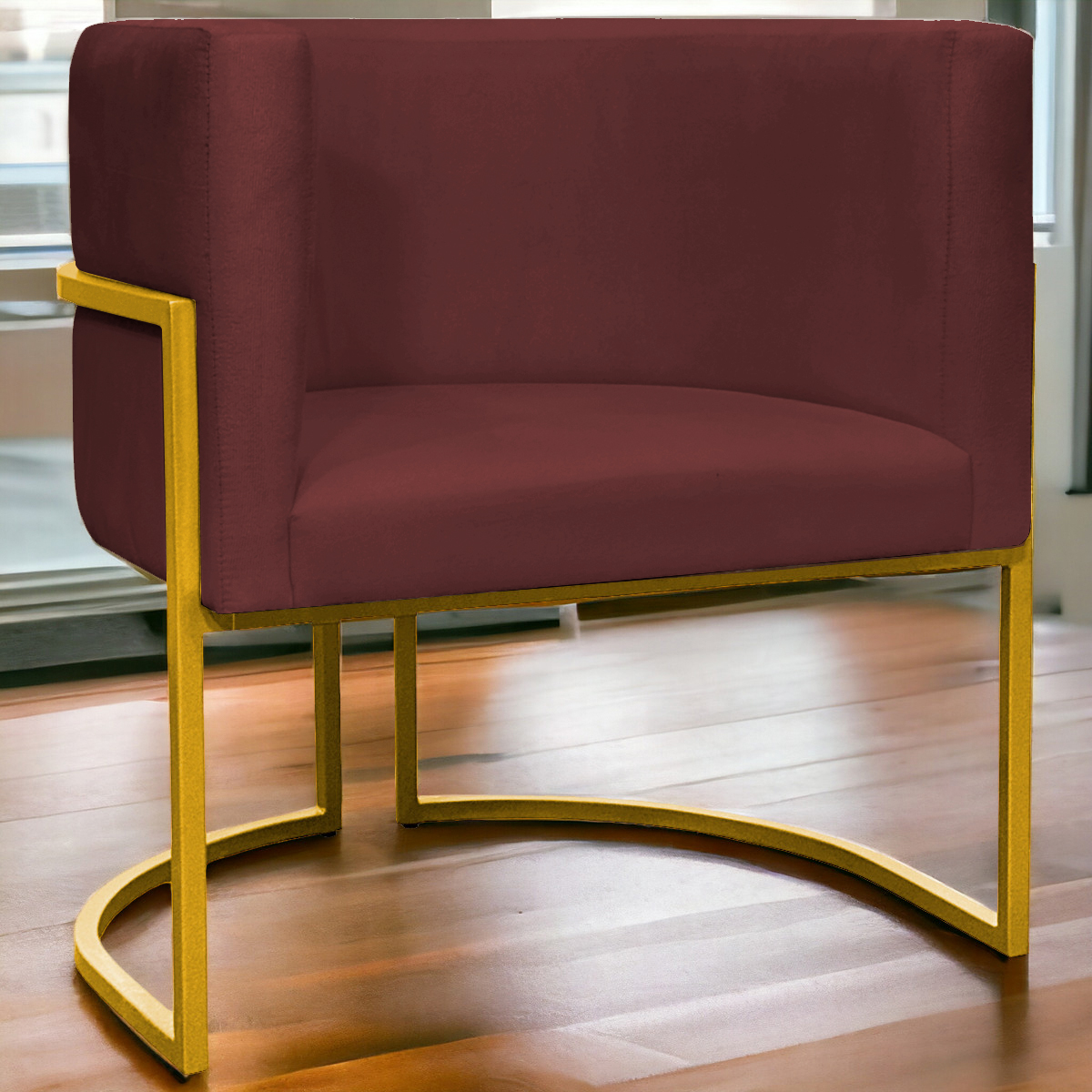 Poltrona Decorativa Para Sala Recepção Manicure Escritório Luna Suede Bordô Base de Ferro Dourado