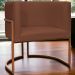 Poltrona Decorativa Para Sala Recepção Manicure Escritório Luna Suede Terracota Base de Ferro Bronze