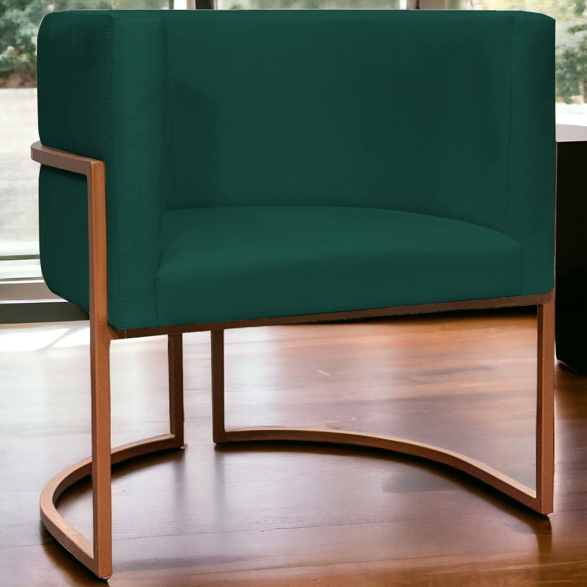 Poltrona Decorativa Para Sala Recepção Manicure Escritório Luna Suede Verde Base de Ferro Bronze