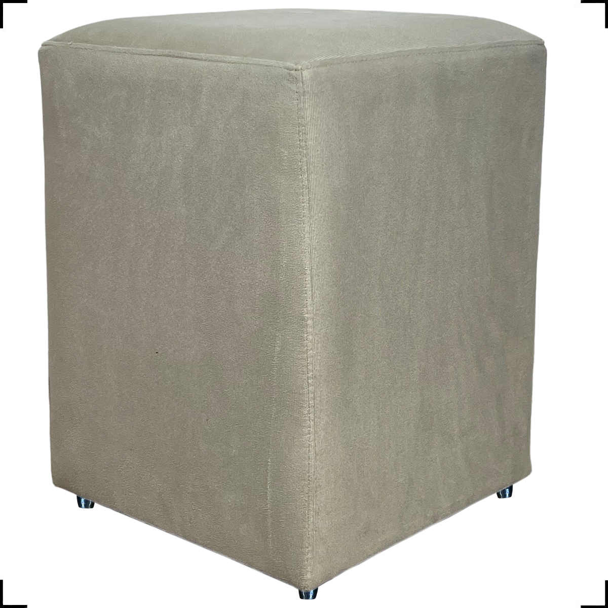 Puff Decorativo Para Sala, Recepção, Manicure Dado Suede Nude - Clique E Decore
