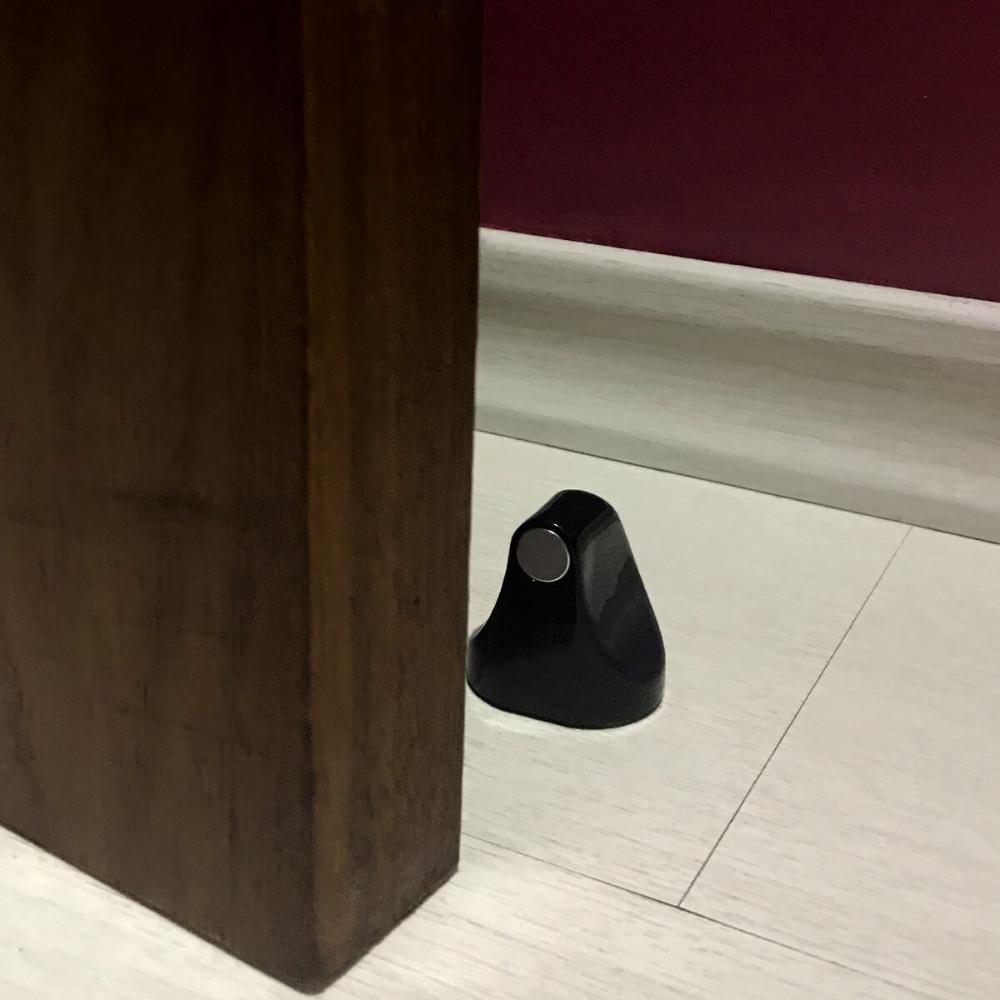 Prendedor Trava Porta Aparador De Imã Fixador Magnético Preto