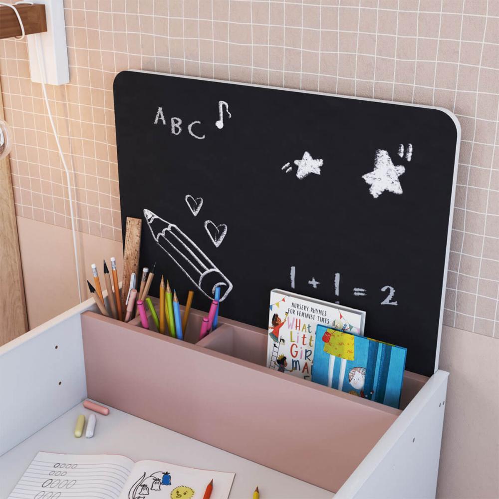 Mesinha Infantil Com Lousa E Cadeira Le Petit Branco Com Rosa