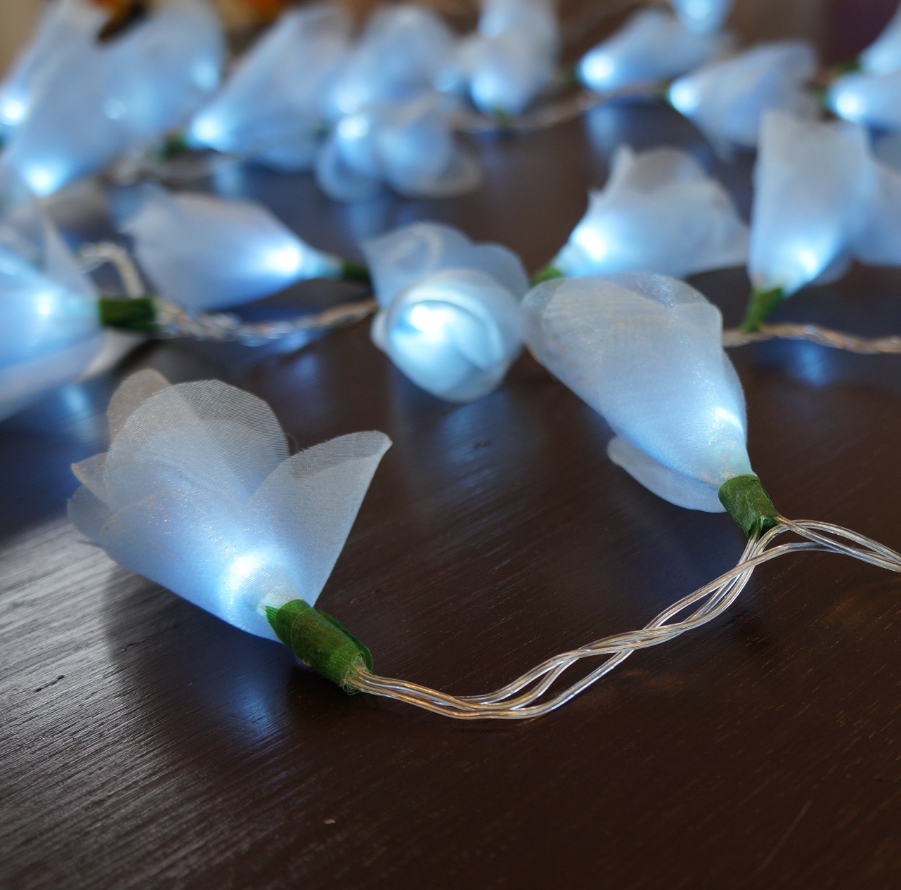 Cordão Luminoso Luz de Fada Organza Azul Bebê 110v
