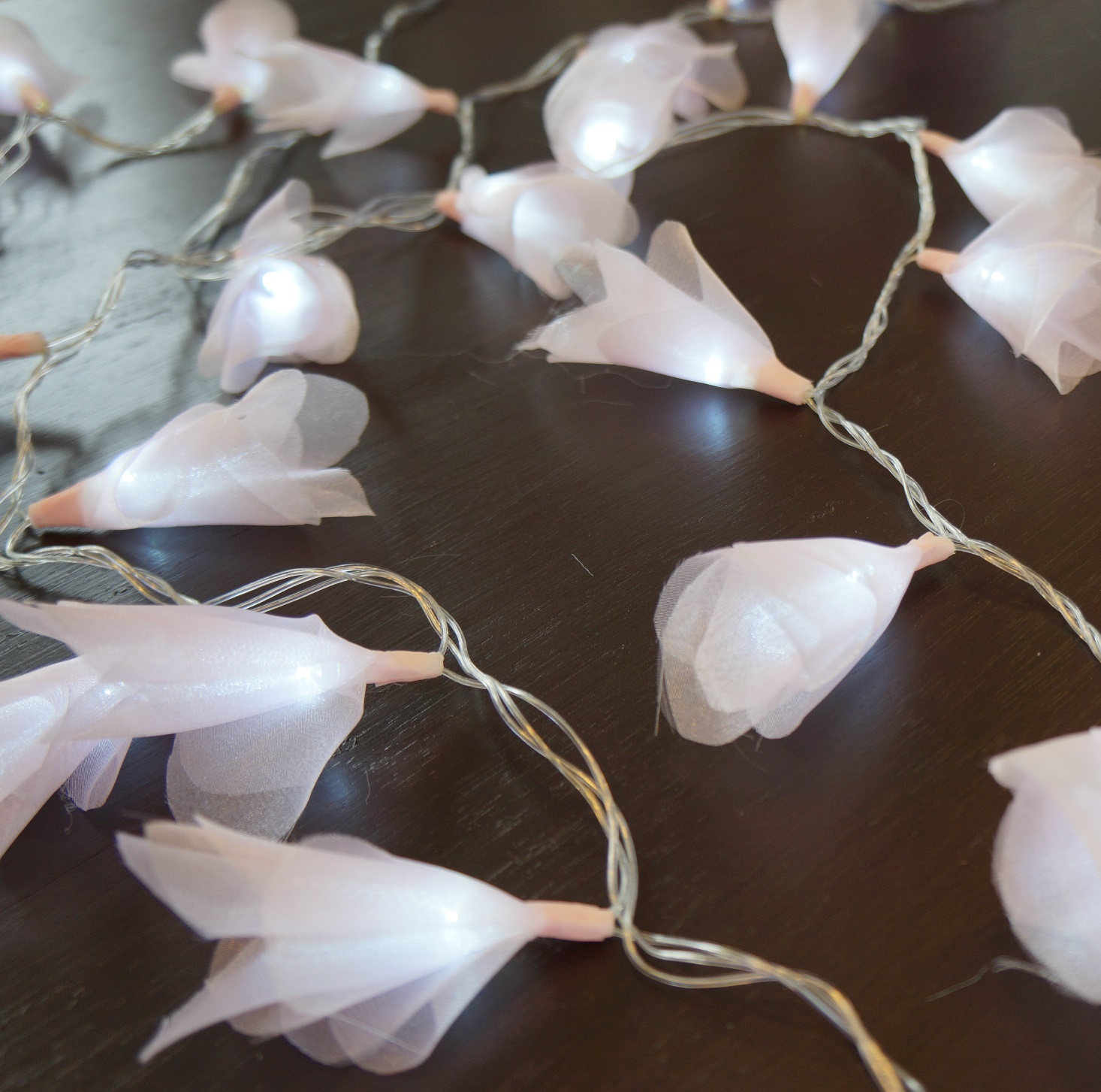 Cordão Luminoso Luz de Fada Organza Rosa Bebê 110v