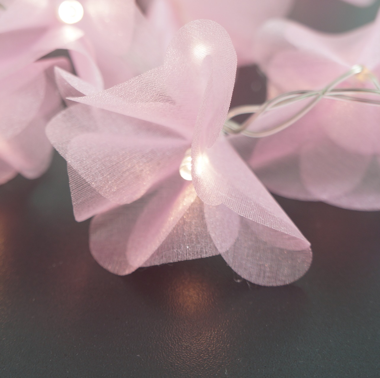 Cordão Luminoso Luz de Fada Pompom Rosa