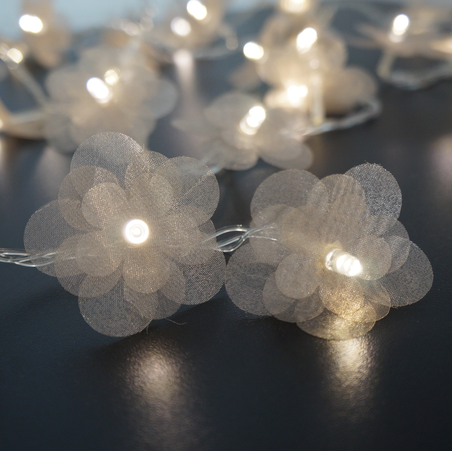 Cordão de Luz LED - Luz de Fada Florzinha Nude Bivolt