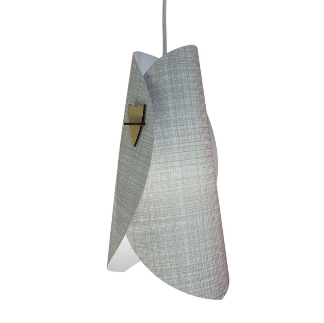 Luminária Pendente Revestida com Tecido Cinza e Branco Modelo Envelope
