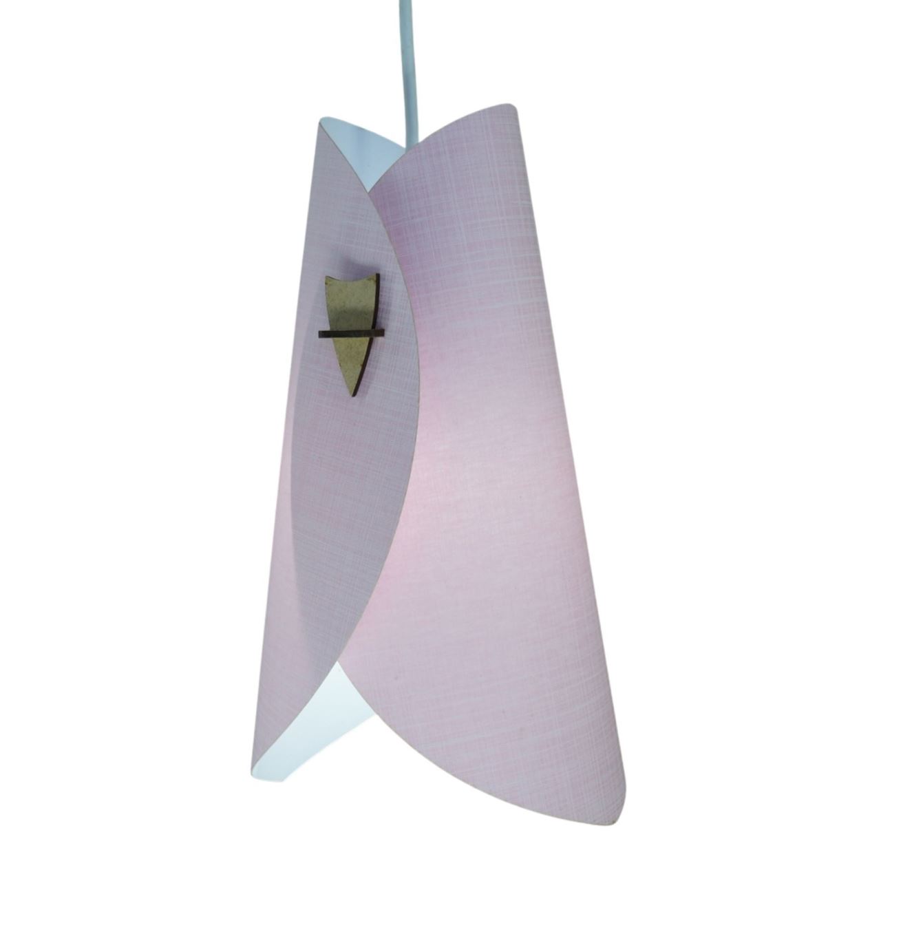 Luminária Pendente Revestida com Tecido Rosa e Branco Modelo Envelope